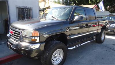 2005 GMC Sierra 1500 SLE   - Photo 2 - Van Nuys, CA 91405