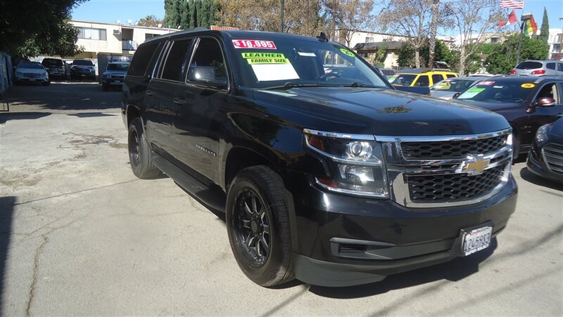 2020 Chevrolet Suburban LT   - Photo 1 - Van Nuys, CA 91405