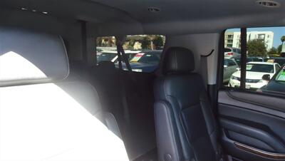 2020 Chevrolet Suburban LT - Photo 12 - Van Nuys, CA 91405