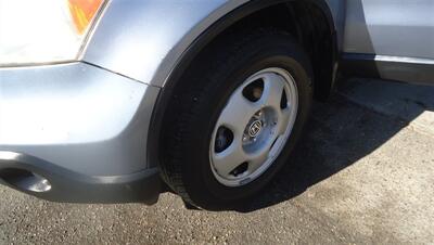 2009 Honda CR-V LX - Photo 23 - Van Nuys, CA 91405