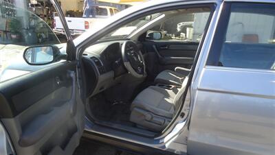 2009 Honda CR-V LX - Photo 17 - Van Nuys, CA 91405