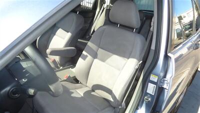 2009 Honda CR-V LX - Photo 18 - Van Nuys, CA 91405