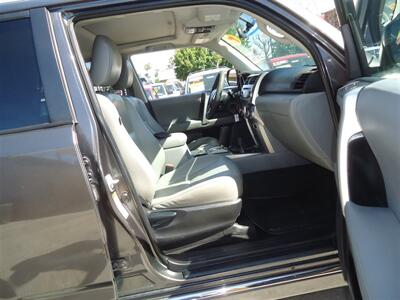 2010 Toyota 4Runner SR5   - Photo 19 - Van Nuys, CA 91405