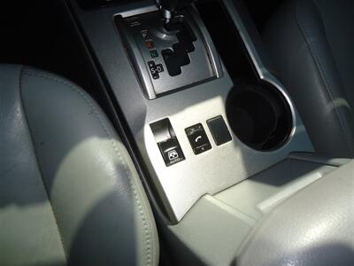 2010 Toyota 4Runner SR5   - Photo 26 - Van Nuys, CA 91405