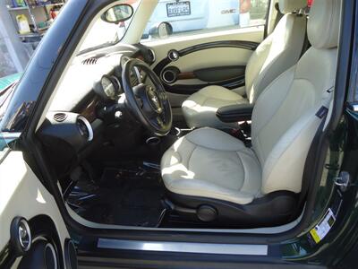 2011 MINI Cooper   - Photo 6 - Van Nuys, CA 91405