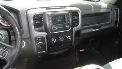 2015 RAM 1500 - Photo 12 - Van Nuys, CA 91405