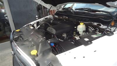 2015 RAM 1500 - Photo 21 - Van Nuys, CA 91405