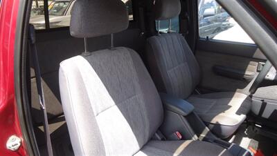 1998 Toyota Tacoma SR5   - Photo 11 - Van Nuys, CA 91405