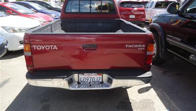 1998 Toyota Tacoma SR5   - Photo 6 - Van Nuys, CA 91405