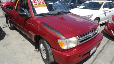1998 Toyota Tacoma SR5 Truck