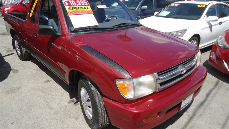 1998 Toyota Tacoma SR5   - Photo 1 - Van Nuys, CA 91405