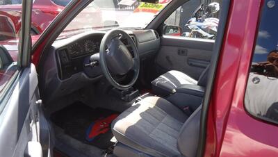 1998 Toyota Tacoma SR5   - Photo 13 - Van Nuys, CA 91405