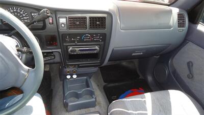 1998 Toyota Tacoma SR5   - Photo 19 - Van Nuys, CA 91405