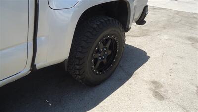 2017 Chevrolet Colorado LT   - Photo 28 - Van Nuys, CA 91405