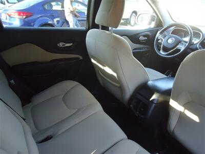 2015 Jeep Cherokee Latitude   - Photo 16 - Van Nuys, CA 91405