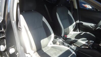 2021 Nissan Versa SV   - Photo 12 - Van Nuys, CA 91405