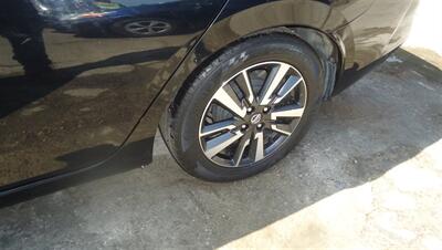 2021 Nissan Versa SV   - Photo 21 - Van Nuys, CA 91405