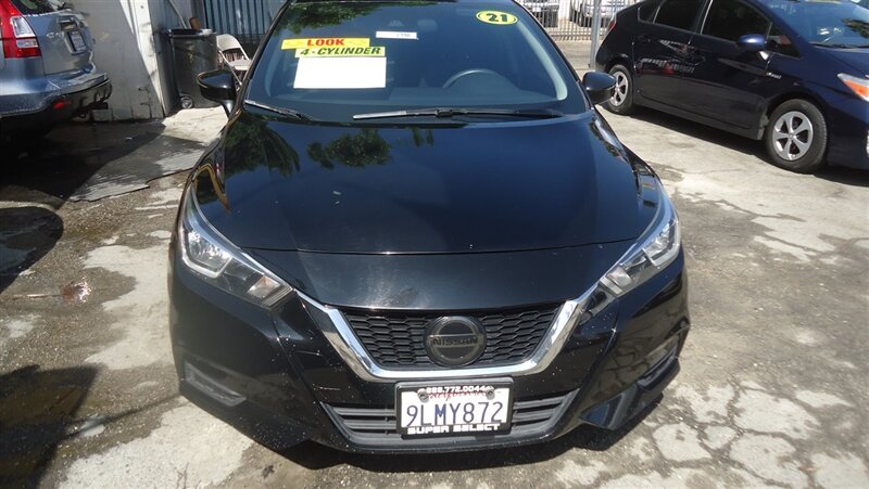 2021 Nissan Versa SV   - Photo 1 - Van Nuys, CA 91405