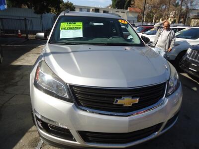 2017 Chevrolet Traverse LS - Photo 4 - Van Nuys, CA 91405