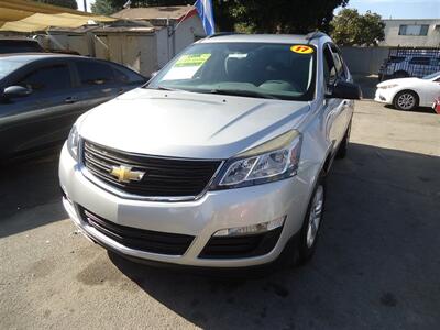 2017 Chevrolet Traverse LS - Photo 5 - Van Nuys, CA 91405