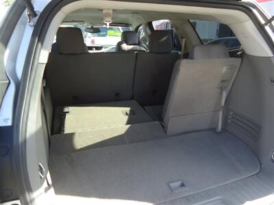 2017 Chevrolet Traverse LS - Photo 12 - Van Nuys, CA 91405