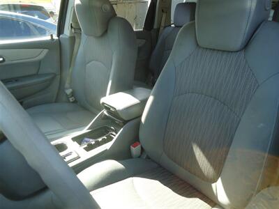 2017 Chevrolet Traverse LS - Photo 17 - Van Nuys, CA 91405