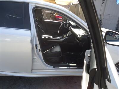 2016 Lexus IS 200t - Photo 14 - Van Nuys, CA 91405