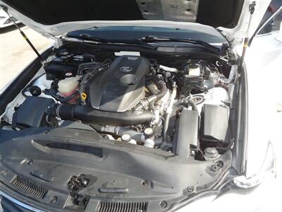 2016 Lexus IS 200t - Photo 24 - Van Nuys, CA 91405