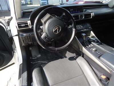 2016 Lexus IS 200t - Photo 19 - Van Nuys, CA 91405