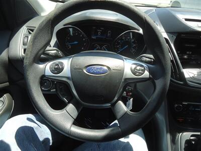 2015 Ford Escape SE   - Photo 13 - Van Nuys, CA 91405