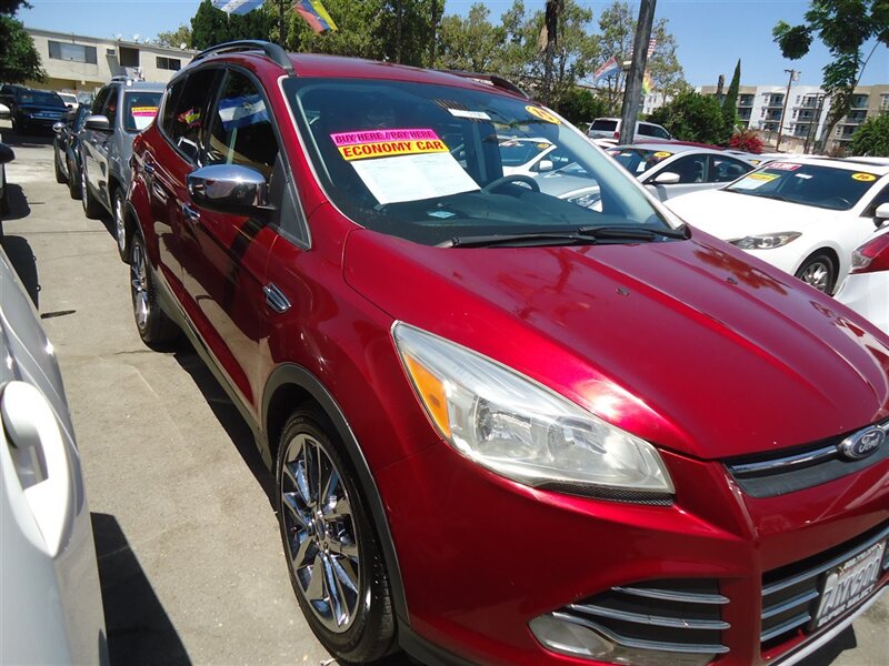 2015 Ford Escape SE   - Photo 1 - Van Nuys, CA 91405