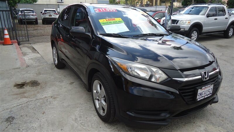 2016 Honda HR-V LX   - Photo 1 - Van Nuys, CA 91405