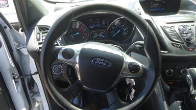 2016 Ford Escape SE   - Photo 17 - Van Nuys, CA 91405
