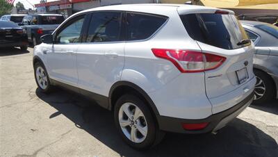 2016 Ford Escape SE   - Photo 4 - Van Nuys, CA 91405