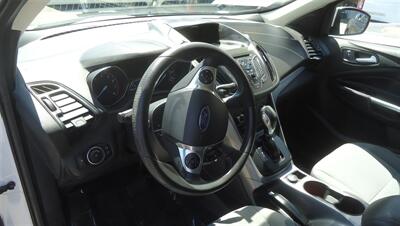 2016 Ford Escape SE   - Photo 14 - Van Nuys, CA 91405