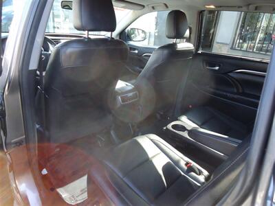 2015 Toyota Highlander Limited - Photo 26 - Van Nuys, CA 91405
