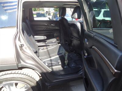 2015 Toyota Highlander Limited - Photo 18 - Van Nuys, CA 91405