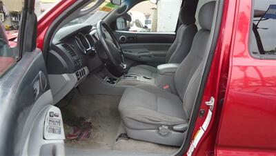 2006 Toyota Tacoma PreRunner V6 - Photo 15 - Van Nuys, CA 91405