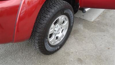 2006 Toyota Tacoma PreRunner V6 - Photo 24 - Van Nuys, CA 91405