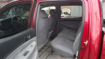 2006 Toyota Tacoma PreRunner V6 - Photo 16 - Van Nuys, CA 91405