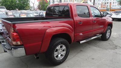 2006 Toyota Tacoma PreRunner V6 - Photo 4 - Van Nuys, CA 91405