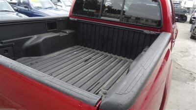2006 Toyota Tacoma PreRunner V6 - Photo 8 - Van Nuys, CA 91405