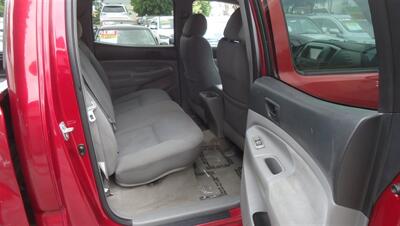 2006 Toyota Tacoma PreRunner V6 - Photo 10 - Van Nuys, CA 91405