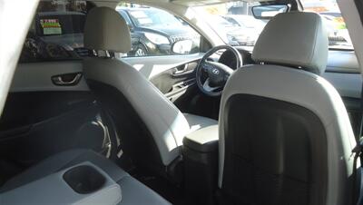2019 Hyundai KONA Limited   - Photo 14 - Van Nuys, CA 91405