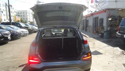 2019 Hyundai KONA Limited   - Photo 11 - Van Nuys, CA 91405