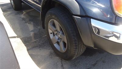 2000 Nissan Frontier XE - Photo 22 - Van Nuys, CA 91405