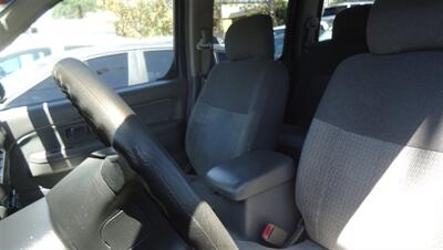 2000 Nissan Frontier XE - Photo 12 - Van Nuys, CA 91405