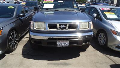 2000 Nissan Frontier XE - Photo 2 - Van Nuys, CA 91405