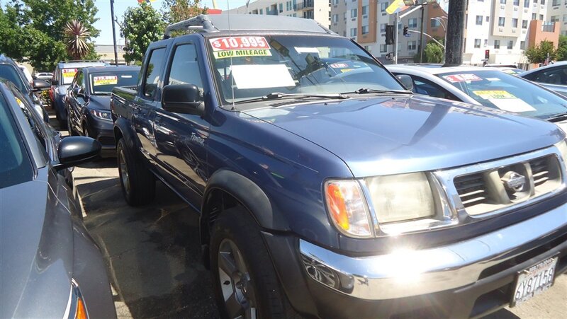 2000 Nissan Frontier XE   - Photo 1 - Van Nuys, CA 91405