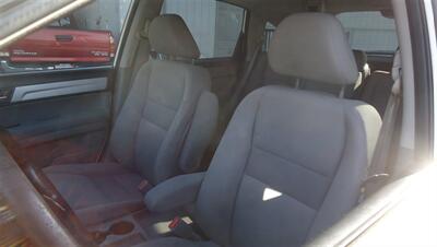 2010 Honda CR-V LX - Photo 14 - Van Nuys, CA 91405